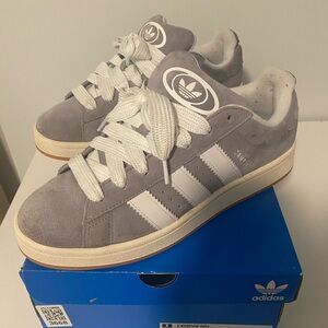 Adidas Men's Gray suede and white Campus Sneakers OOs